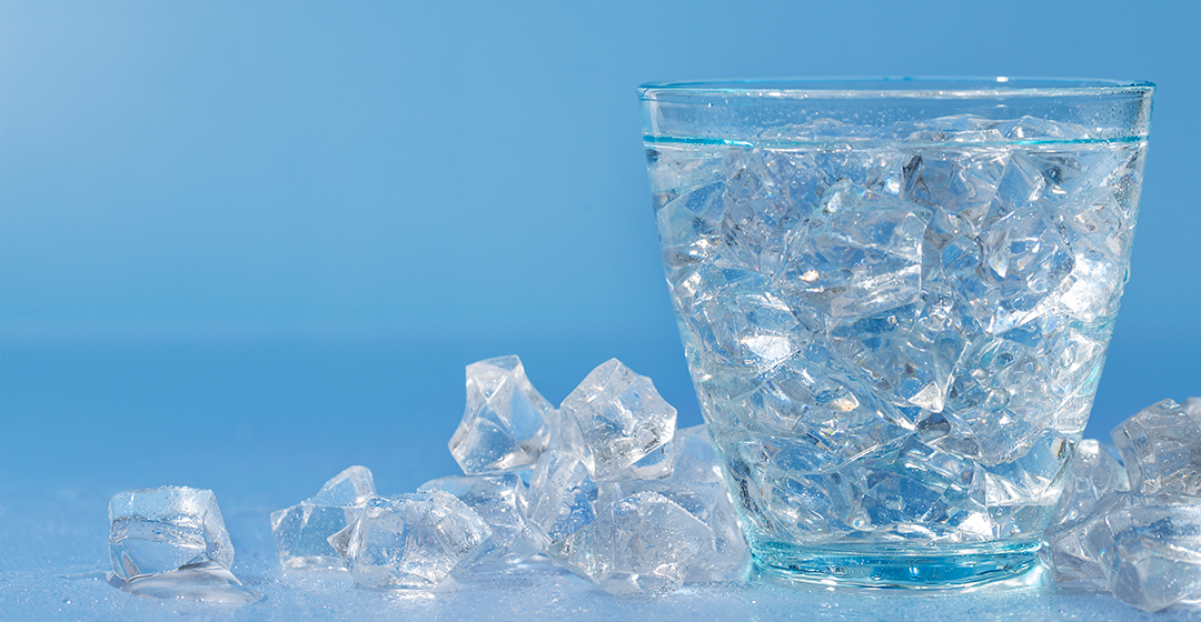 Beure aigua freda refresca de veritat?